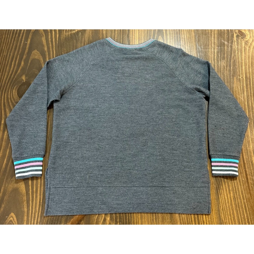 BUC-EE'S Sweater Womens XS Gray Ribbed V Neck Holiday Beaver Graphic - Picture 4 of 10